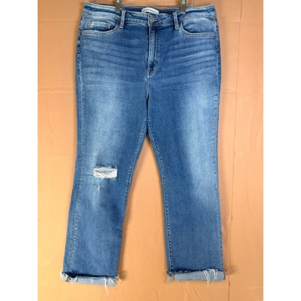 Flying Monkey Women's Size 32 Distressed Raw Hem Straight Crop Jeans